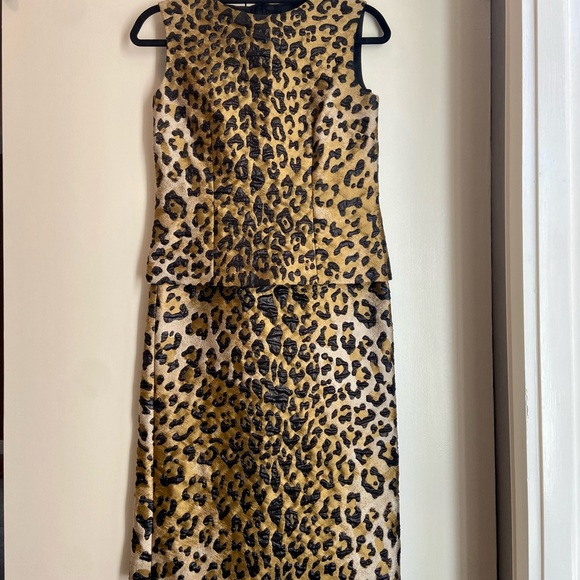 Dries Van Noten Leopard Print Top and Pencil Skirt Set - Picture 3 of 8
